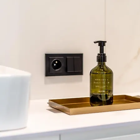 Super-apartamenty Vip Jacuzzi Iv * Πόζναν