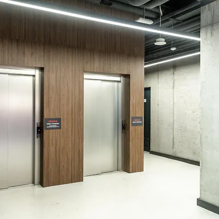 Super-apartamenty Vip Jacuzzi Iv *