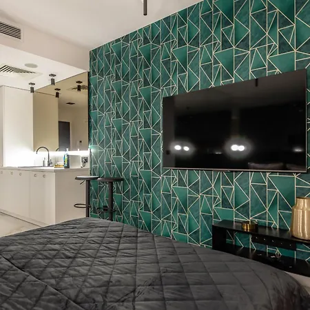 Super-apartamenty Vip Jacuzzi Iv *