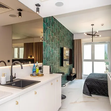 Lägenhet Super-apartamenty Vip Jacuzzi Iv