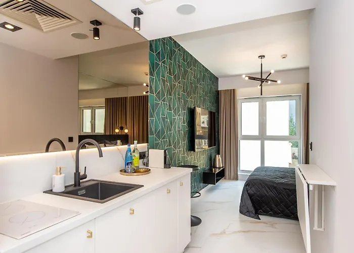 Апартаменты Super-apartamenty Vip Jacuzzi Iv